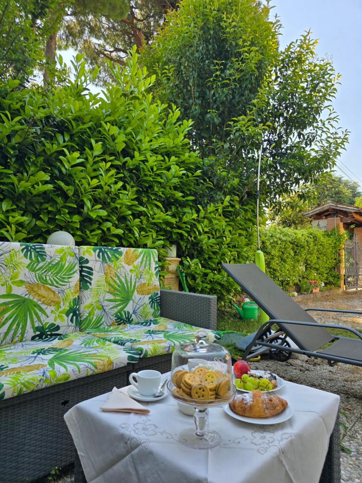 Villa Indipendente A Pochi Passi Dal Lago San Felice del Benaco Zewnętrze zdjęcie