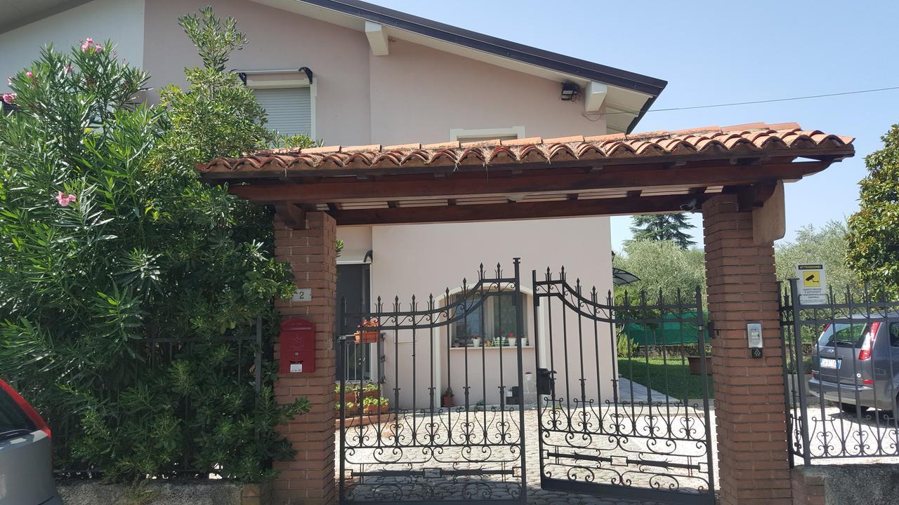 Villa Indipendente A Pochi Passi Dal Lago San Felice del Benaco Zewnętrze zdjęcie