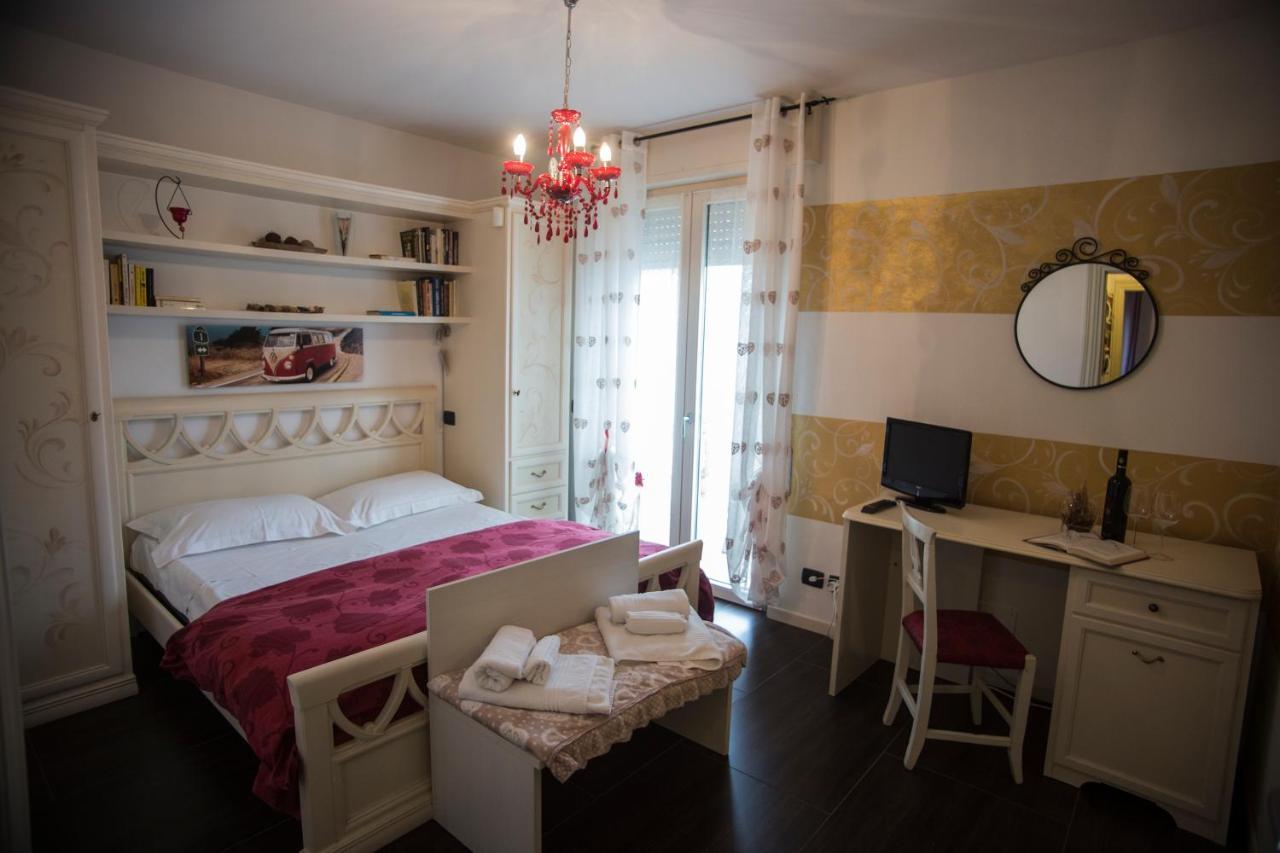 Villa Indipendente A Pochi Passi Dal Lago San Felice del Benaco Zewnętrze zdjęcie